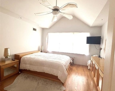 302 Grand Ridge - Photo Thumbnail 32
