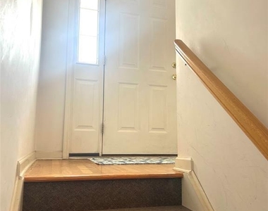 302 Grand Ridge - Photo Thumbnail 3