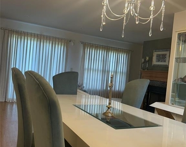 302 Grand Ridge - Photo Thumbnail 6