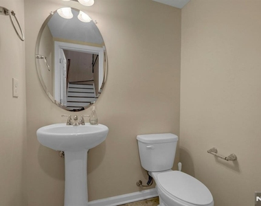 704 Cottonwood - Photo Thumbnail 34