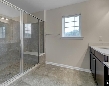 704 Cottonwood - Photo Thumbnail 20