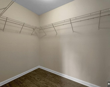 704 Cottonwood - Photo Thumbnail 18