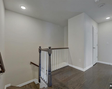 704 Cottonwood - Photo Thumbnail 29