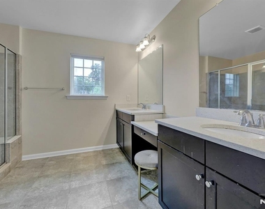 704 Cottonwood - Photo Thumbnail 19