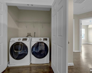 704 Cottonwood - Photo Thumbnail 28