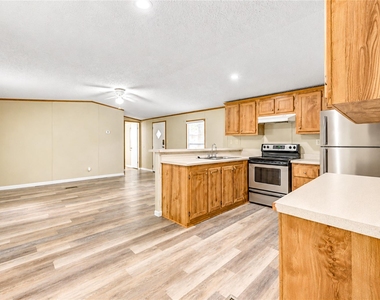 717 Hayman St - Photo Thumbnail 16