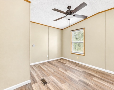 717 Hayman St - Photo Thumbnail 22