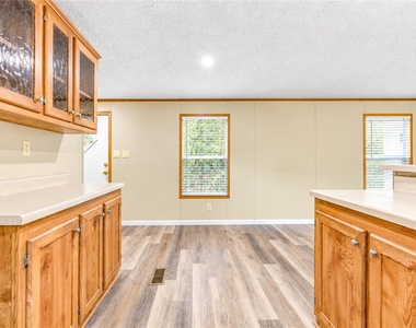 717 Hayman St - Photo Thumbnail 19