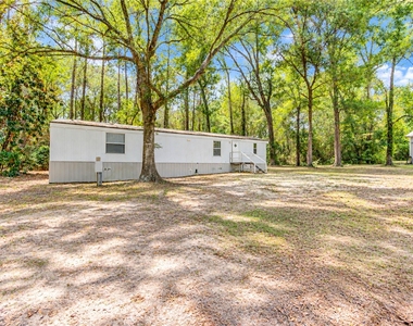 717 Hayman St - Photo Thumbnail 5