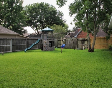 7114 Emerald Glen Drive - Photo Thumbnail 25