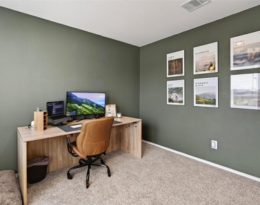 40935 Seasoned Oak Lane - Photo Thumbnail 4