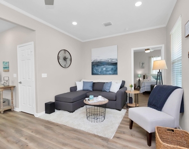 5322 Avenue K - Photo Thumbnail 15