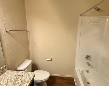 15451 Casita Verde Way - Photo Thumbnail 7