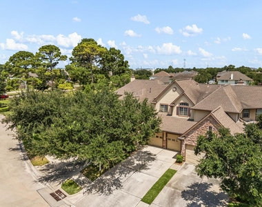 8026 Loyel Pointe Drive - Photo Thumbnail 25