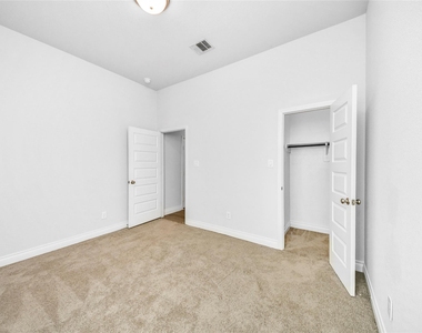 5810 Golden Peak Lane - Photo Thumbnail 27