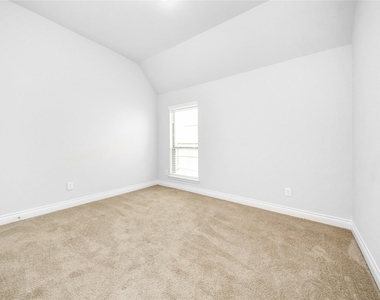 5810 Golden Peak Lane - Photo Thumbnail 26