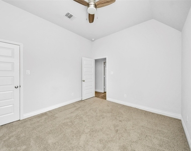 5810 Golden Peak Lane - Photo Thumbnail 25