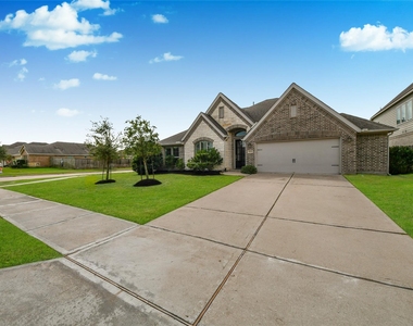 5810 Golden Peak Lane - Photo Thumbnail 40