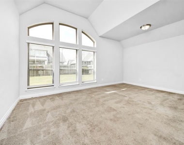 5810 Golden Peak Lane - Photo Thumbnail 6