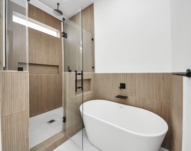 1216 E 34th Street - Photo Thumbnail 35