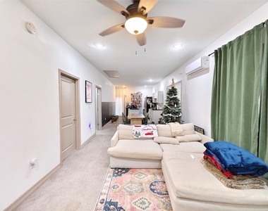 1217 Campbell Street - Photo Thumbnail 16