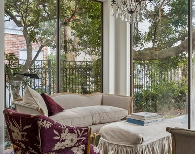 2121 Bolsover Street - Photo Thumbnail 7