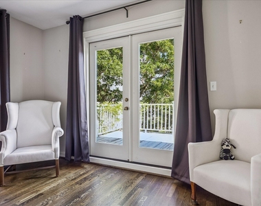 2121 Bolsover Street - Photo Thumbnail 24