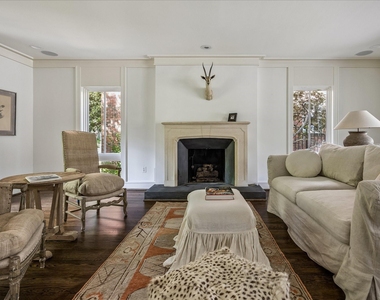 2121 Bolsover Street - Photo Thumbnail 3