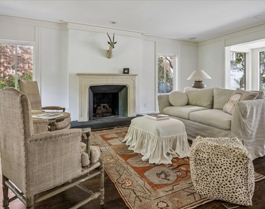 2121 Bolsover Street - Photo Thumbnail 2
