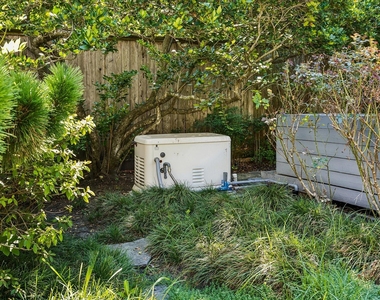 2121 Bolsover Street - Photo Thumbnail 43