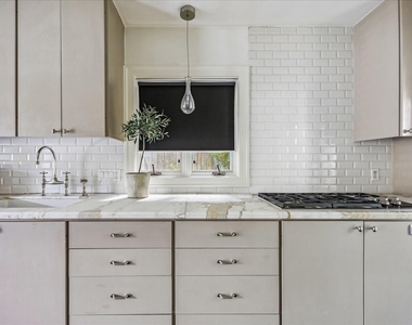 2121 Bolsover Street - Photo Thumbnail 16