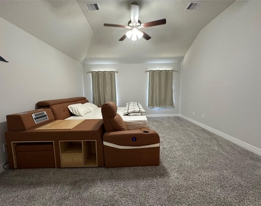 15515 Sailpoint Lane - Photo Thumbnail 10