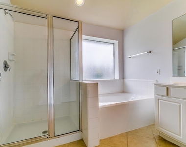 16802 Village View Trail - Photo Thumbnail 21