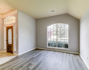 16802 Village View Trail - Photo Thumbnail 5