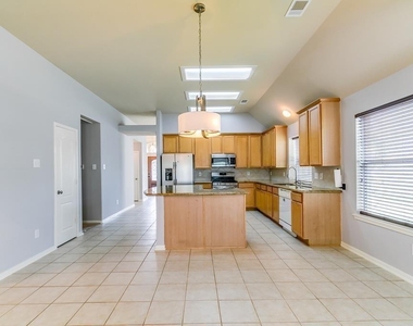 16802 Village View Trail - Photo Thumbnail 18