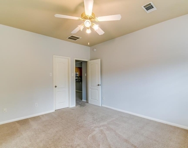 16802 Village View Trail - Photo Thumbnail 19