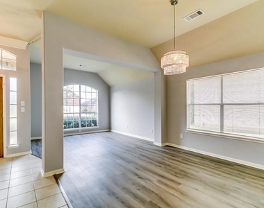16802 Village View Trail - Photo Thumbnail 4