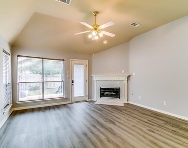 16802 Village View Trail - Photo Thumbnail 9