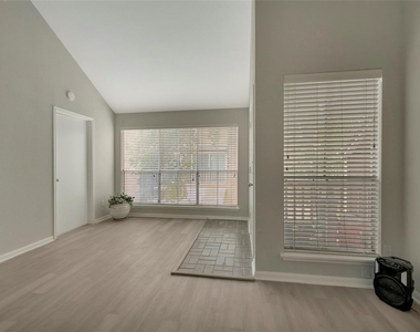 2100 Tanglewilde Street - Photo Thumbnail 4