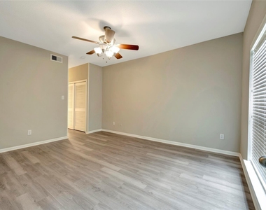 2100 Tanglewilde Street - Photo Thumbnail 19