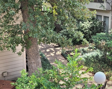 2100 Tanglewilde Street - Photo Thumbnail 39