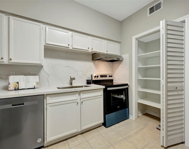 2100 Tanglewilde Street - Photo Thumbnail 9