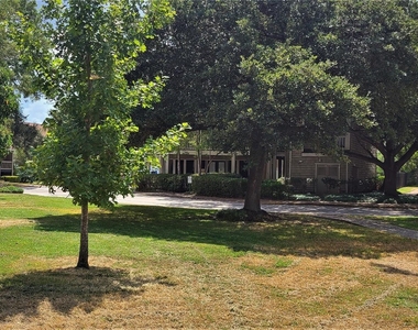 2100 Tanglewilde Street - Photo Thumbnail 34