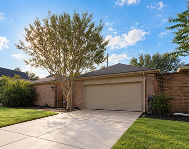 14015 Swiss Hill Drive - Photo Thumbnail 5