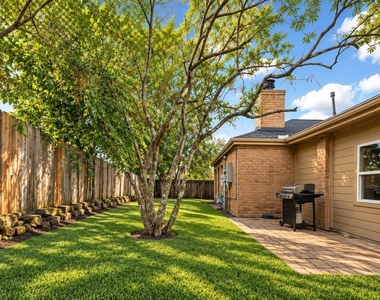 14015 Swiss Hill Drive - Photo Thumbnail 34