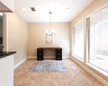14015 Swiss Hill Drive - Photo Thumbnail 22