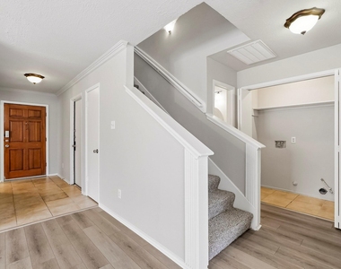 1933 Village Park Drive - Photo Thumbnail 3