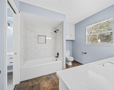 5314 Lodge Creek Dr - Photo Thumbnail 22