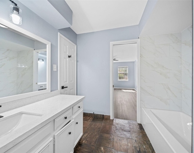 5314 Lodge Creek Dr - Photo Thumbnail 23
