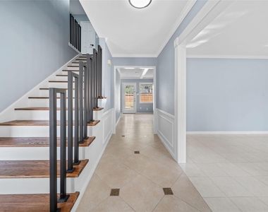 5314 Lodge Creek Dr - Photo Thumbnail 2